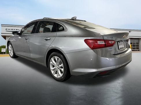 Used 2024 Chevrolet Malibu LT image 3