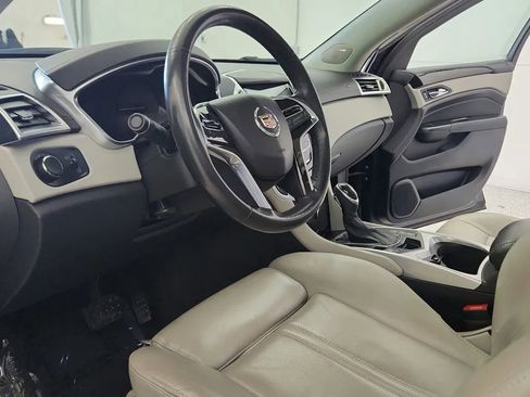 Used 2016 Cadillac SRX Luxury w/ Driver Awareness Package image 13