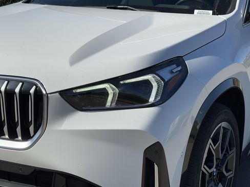 Certified 2023 BMW X1 xDrive28i w/ Premium Package image 6