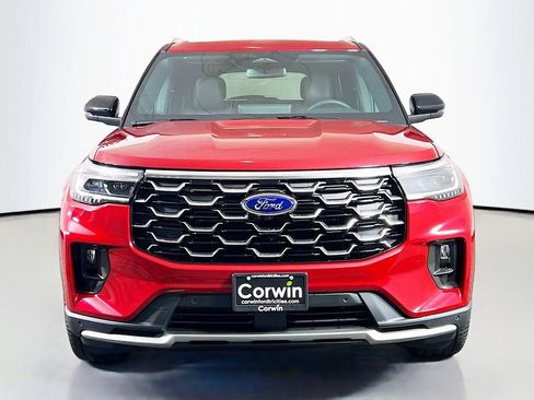 New 2026 Ford Explorer Platinum image 4
