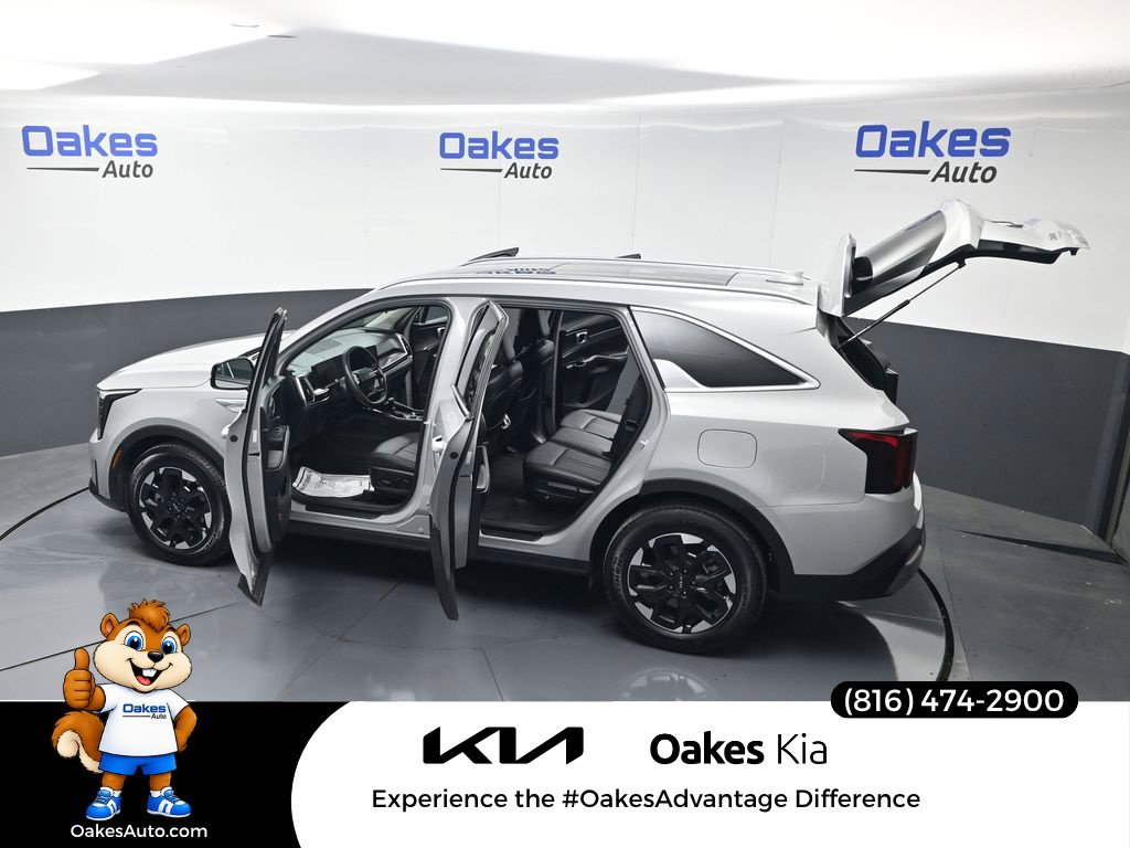 Certified 2026 Kia Sorento S w/ S Panoramic Sunroof Package FWD image 60