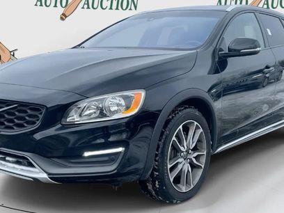 Used 2015 Volvo V60 T5 Cross Country w/ Convenience Package