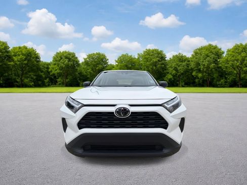 Used 2024 Toyota RAV4 LE FWD image 2