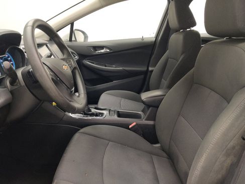 Used 2016 Chevrolet Cruze LT FWD image 17