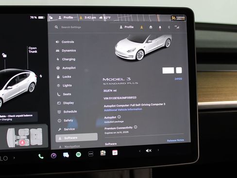 Used 2021 Tesla Model 3 Standard Range Plus RWD image 17