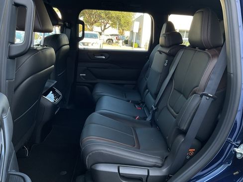 New 2026 Nissan Armada SL image 16