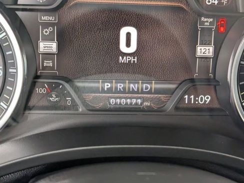 Used 2024 RAM 1500 Laramie AWD/4WD image 17