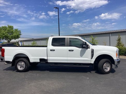 Used 2023 Ford F250 XL w/ Snow Plow Prep Package AWD/4WD image 5