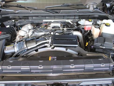 Used 2024 GMC Sierra 3500 Denali w/ Denali Reserve Package image 33