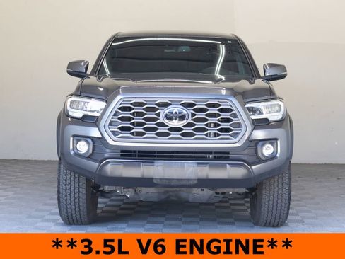 Used 2023 Toyota Tacoma TRD Off-Road w/ Black Out Package (TMS) AWD/4WD image 4