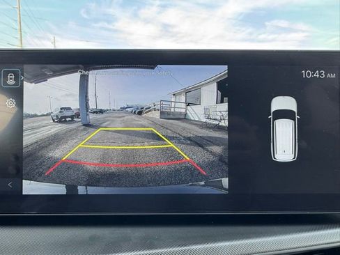 Used 2025 Hyundai Santa Fe SEL image 9