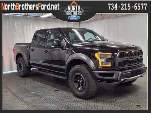 Used 2018 Ford F150 Raptor w/ Equipment Group 802A Luxury image 1