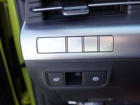 Used 2024 Hyundai Kona Limited image 24