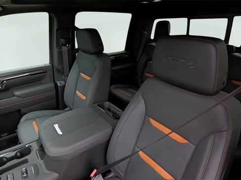New 2026 GMC Sierra 2500 AT4 w/ AT4 Premium Plus Package image 10