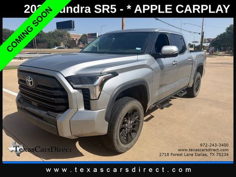 Used 2022 Toyota Tundra SR5 w/ Advanced Technology Package AWD/4WD image 2