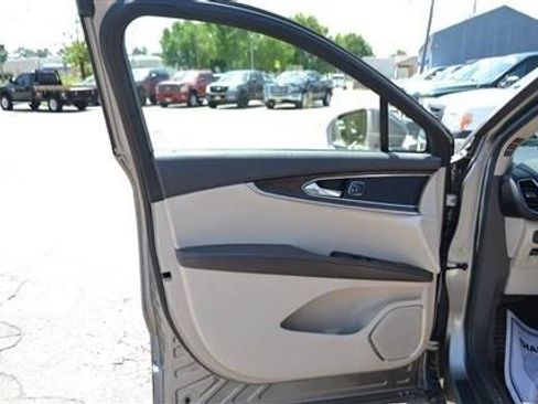 Used 2016 Lincoln MKX Reserve w/ Climate Package AWD/4WD image 10