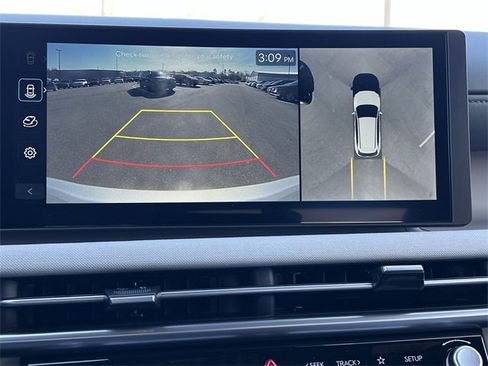 Certified 2026 Hyundai Tucson Limited w/ Tow & Go Package image 12