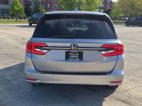 Used 2023 Honda Odyssey Touring image 17