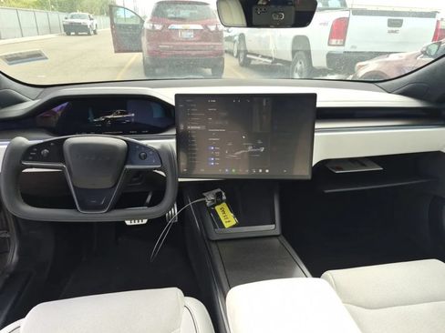 Used 2023 Tesla Model S Plaid AWD/4WD image 3