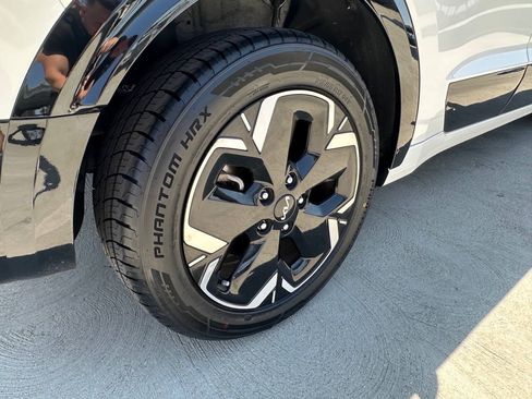 Used 2023 Kia Niro Wind FWD image 7