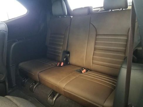 New 2026 GMC Acadia Denali Ultimate w/ LPO, Floor Liner Package AWD/4WD image 11