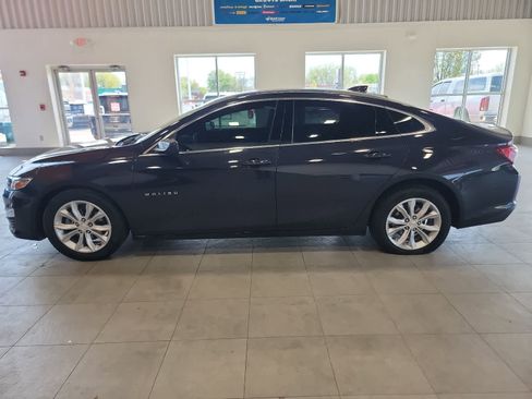 Used 2022 Chevrolet Malibu LT FWD image 10