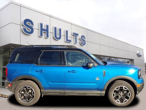 Certified 2025 Ford Bronco Sport Outer Banks w/ Outer Banks Tech Package+ AWD/4WD image 4