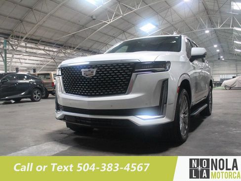 Used 2022 Cadillac Escalade Premium Luxury RWD image 3