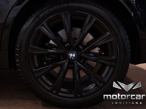 Used 2021 BMW X7 M50i w/ Dynamic Handling Package AWD/4WD image 20