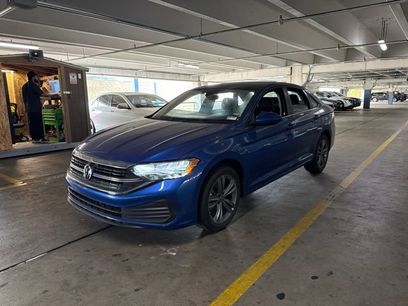 Used 2024 Volkswagen Jetta SE