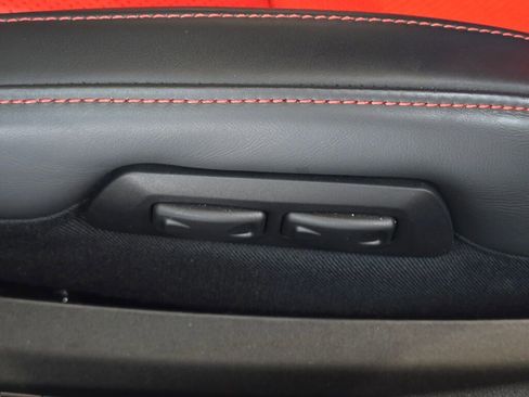 Used 2018 Mercedes-Benz AMG GT C image 35