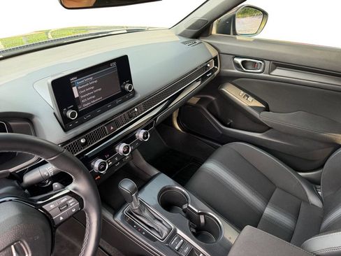 Used 2022 Honda Civic Sport image 19