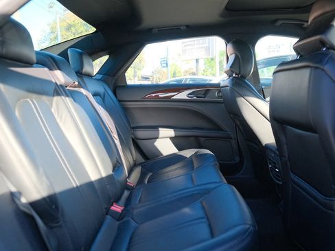 Used 2019 Lincoln MKZ Reserve w/ Reserve Plus Package FWD image 18