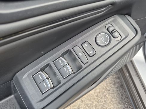 Used 2025 Honda Accord SE image 11