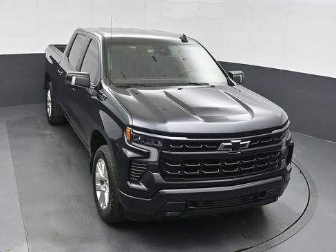 Used 2024 Chevrolet Silverado 1500 RST AWD/4WD image 36