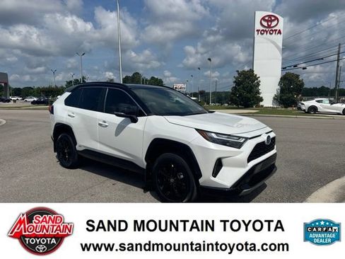 Used 2024 Toyota RAV4 XSE AWD/4WD image 1