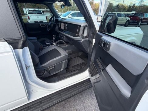 Used 2022 Ford Bronco Big Bend image 8