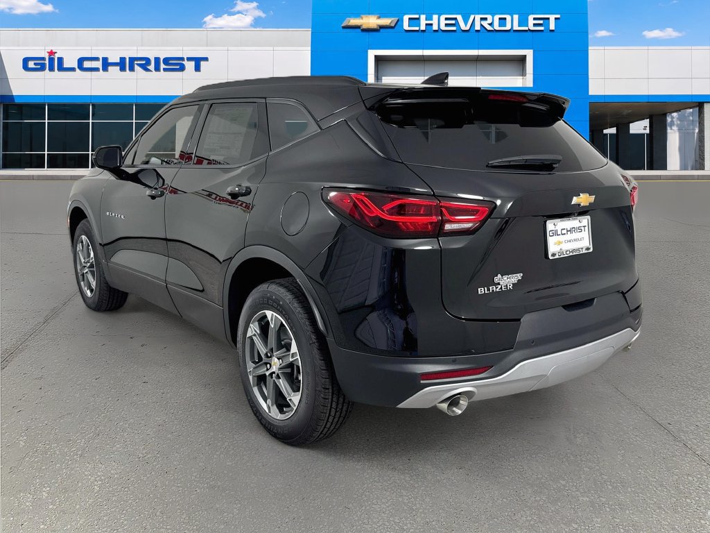 New 2026 Chevrolet Blazer LT w/ Convenience Package FWD image 6