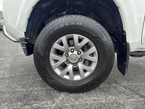Used 2019 Toyota Tacoma SR5 AWD/4WD image 20