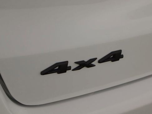 New 2026 Jeep Compass Latitude image 45