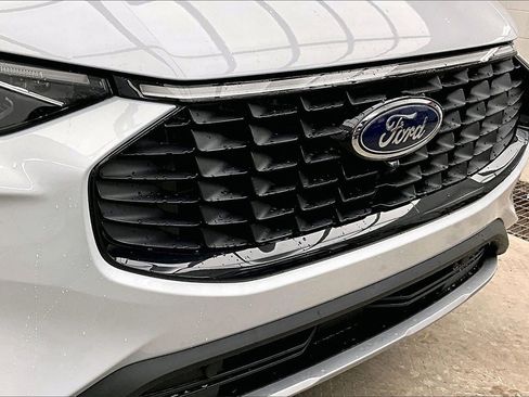 New 2026 Ford Escape Platinum w/ Premium Technology Package image 34