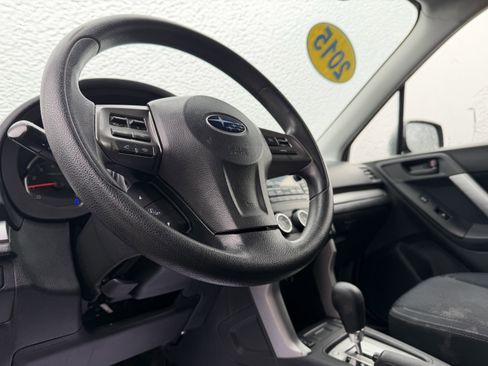 Used 2015 Subaru Forester 2.5i Premium w/ All-Weather Package image 15