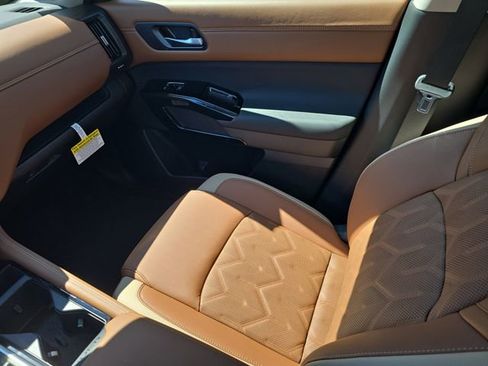 New 2026 Nissan Pathfinder Platinum w/ Cargo Package image 16