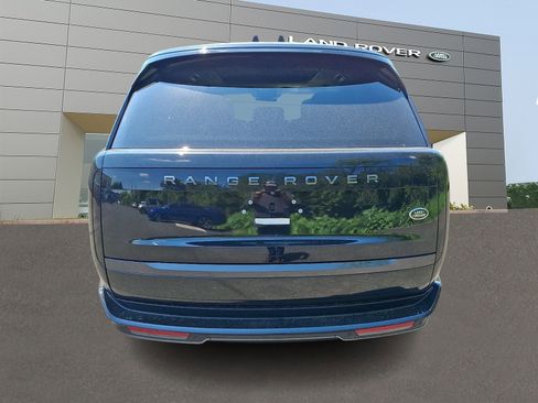 Used 2023 Land Rover Range Rover SE AWD/4WD image 7
