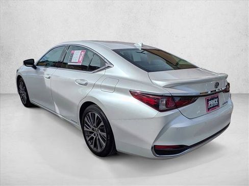 Used 2020 Lexus ES 300h w/ Premium Package image 7
