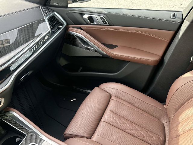 Used 2025 BMW X6 M60i w/ Dynamic Handling Package AWD/4WD image 41
