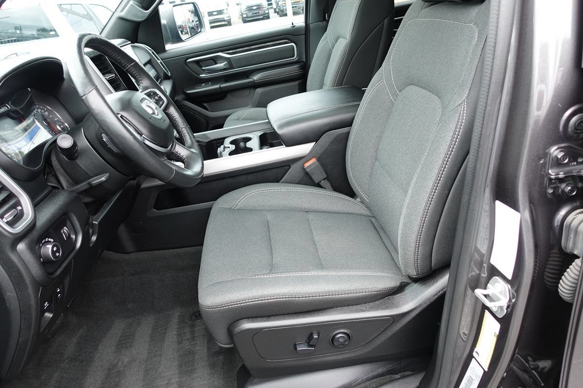 Used 2020 RAM 1500 Big Horn AWD/4WD image 18