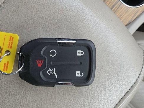 Used 2017 GMC Acadia Denali w/ Technology Package image 13