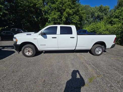 Used 2021 RAM 2500 Tradesman RWD image 3