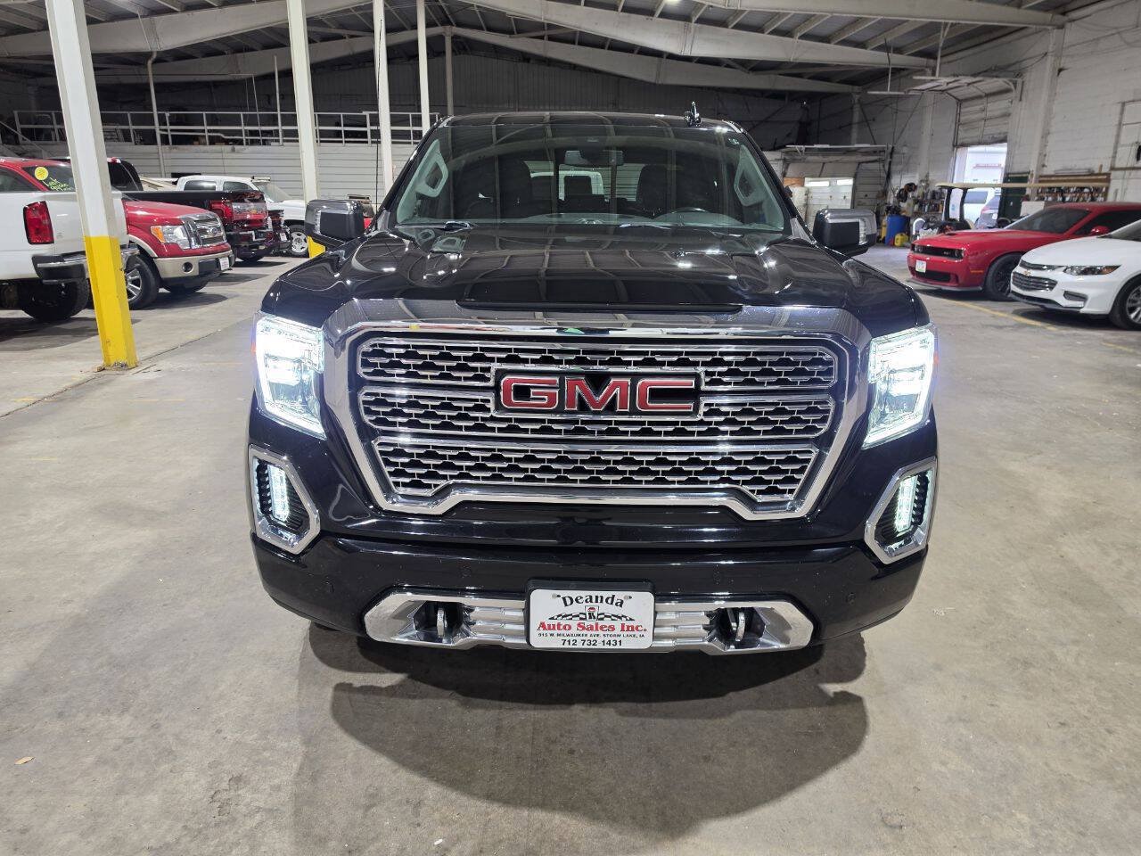 Used 2019 GMC Sierra 1500 Denali w/ Driver Alert Package II AWD/4WD image 22